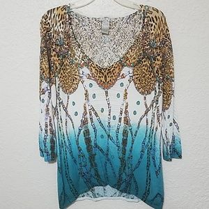 Striking XL top by Alberto Makali!